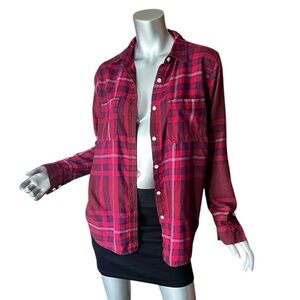 Mossimo Women’s Medium Boyfriend Fit Flannel Shirt Button Front Pockets Red